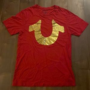 Red True Religion Gold Horseshoe Graphic T-Shirt